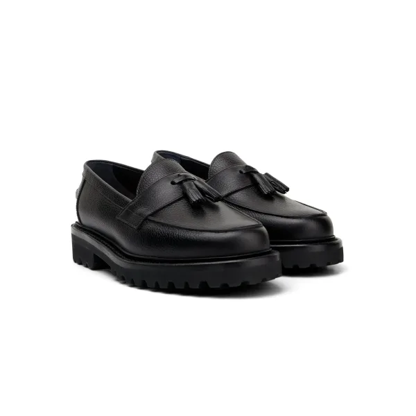 The Clásico Tassel Loafer, Onyx, Lug Sole