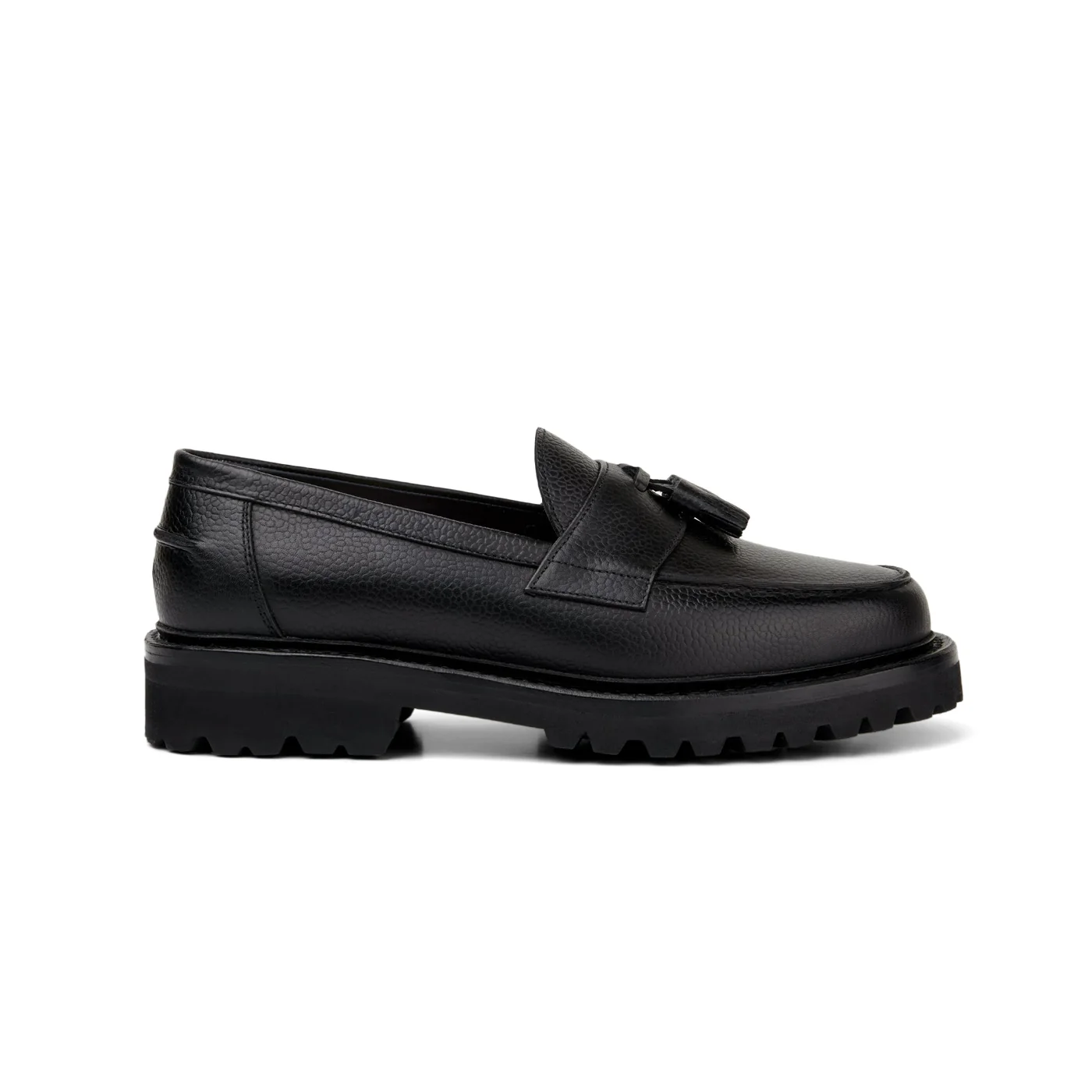 The Clásico Tassel Loafer, Onyx, Lug Sole — view 2